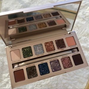 COPY - Urban Decay Glitter Eyeshadow Palette Stoned Vibes